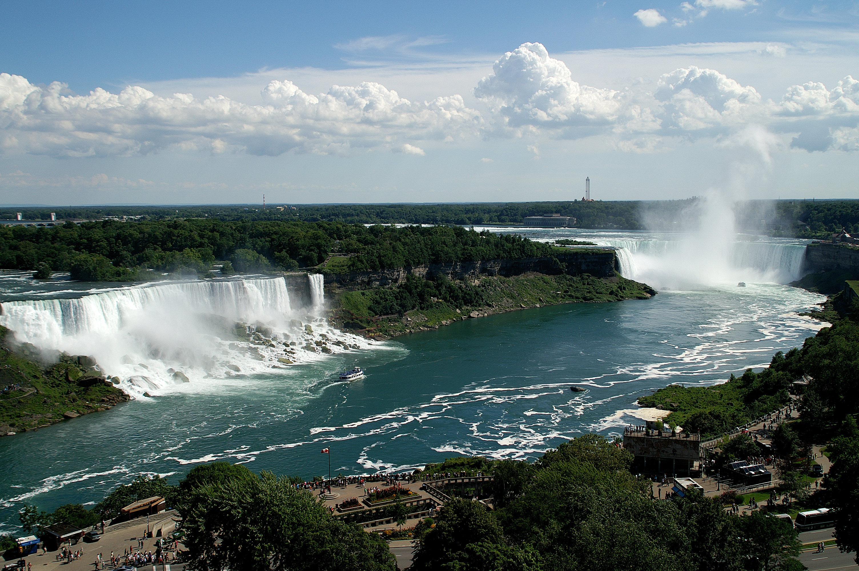 09 NIGHTS THE ULTIMATE NORTH AMERICAN ESCAPE ICELAND • NIAGARA FALLS • NEW YORK Price starting from £1099/pp