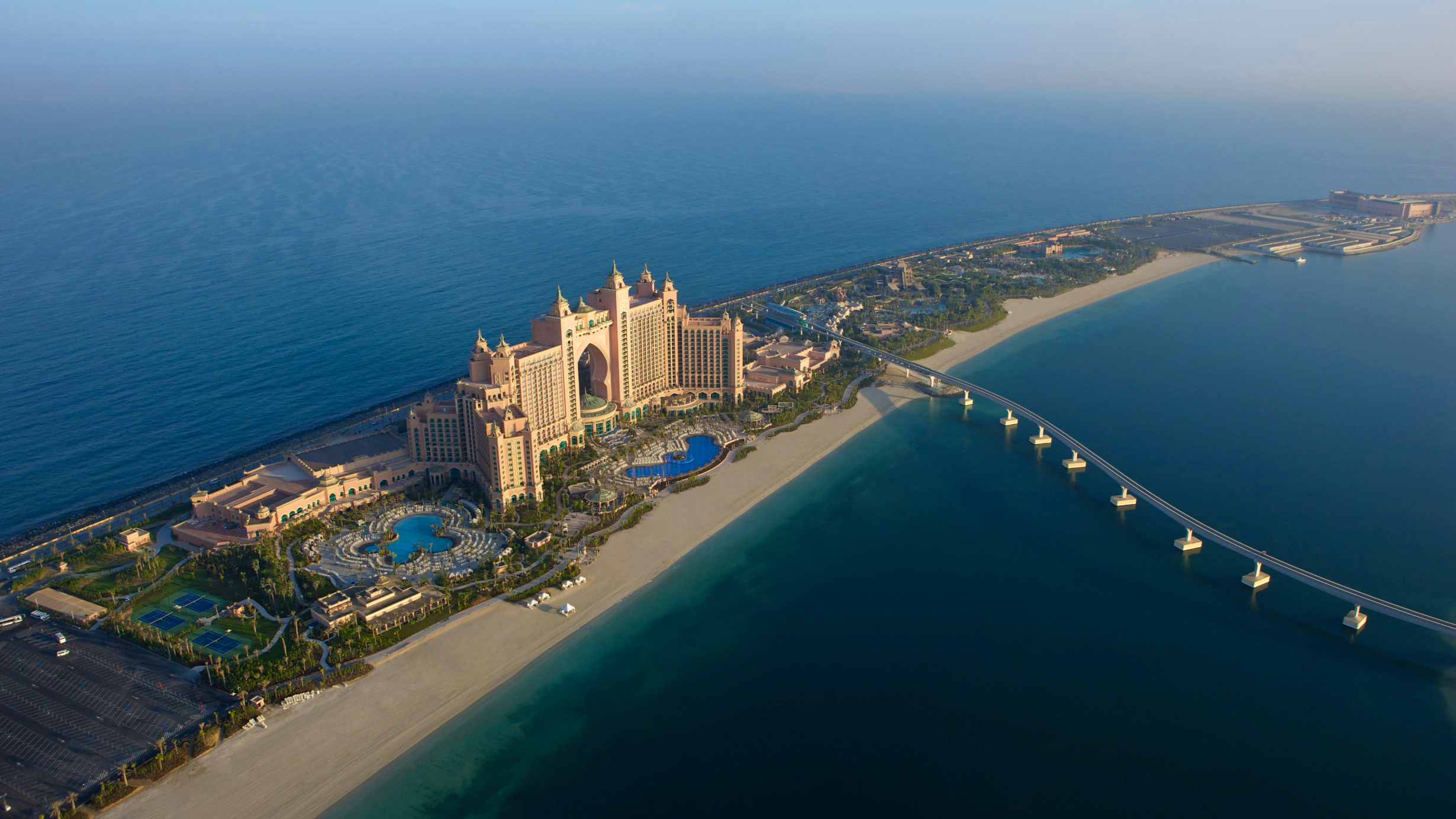 Dive into Luxury 04 Nights in Atlantis the Palm Dubai – Ocean King Room Dine Around Half Board | starting from £1,199/pp