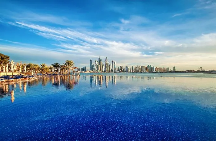 Stay on the Palm - Dubai 5* & Malaysia (Free Excursions)