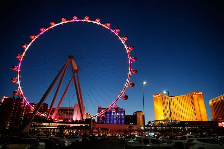 All Inclusive Cyber Monday: Las Vegas & Cancun 5-Star Holiday – Don't Miss Out on This Exclusive Deal!