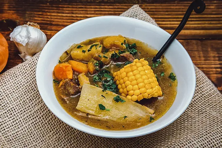 4. EL SANCOCHO