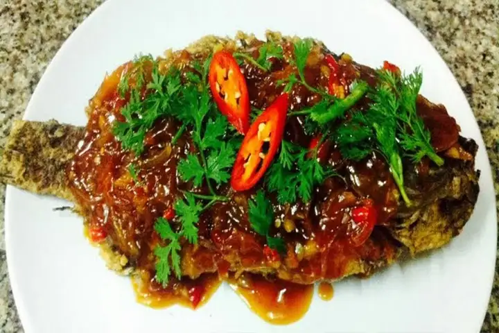 4. Fried Fish with Chilli Sauce