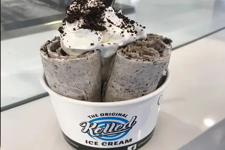 5. ICECREAM ROLLS