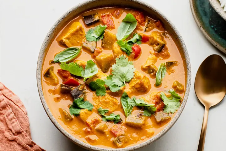 5. RED THAI CURRY