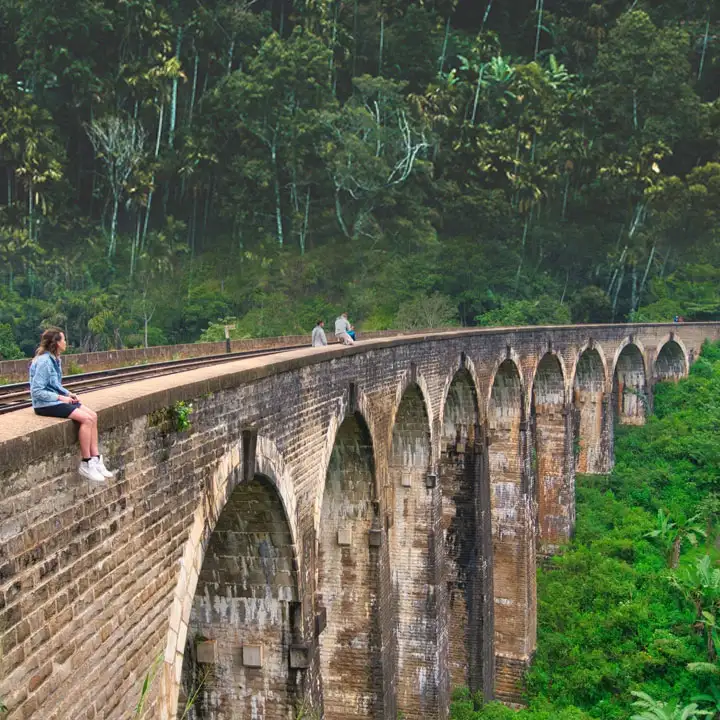 6.	Ride the Kandy to Ella Train