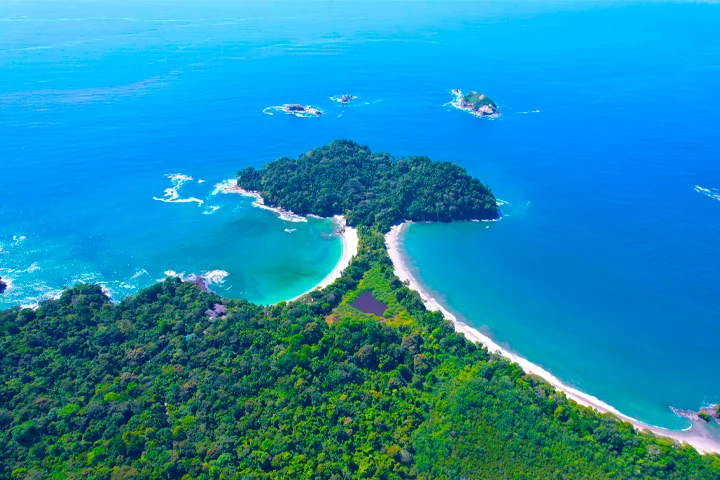 1.	Manuel Antonio 
